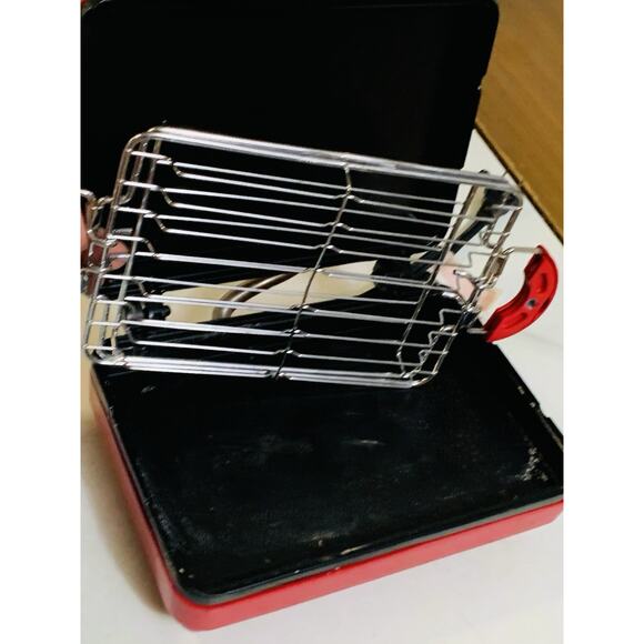 Bella Red Electric Indoor S'mores Maker: No Campfire Needed Model 13578 - Picture 5 of 7